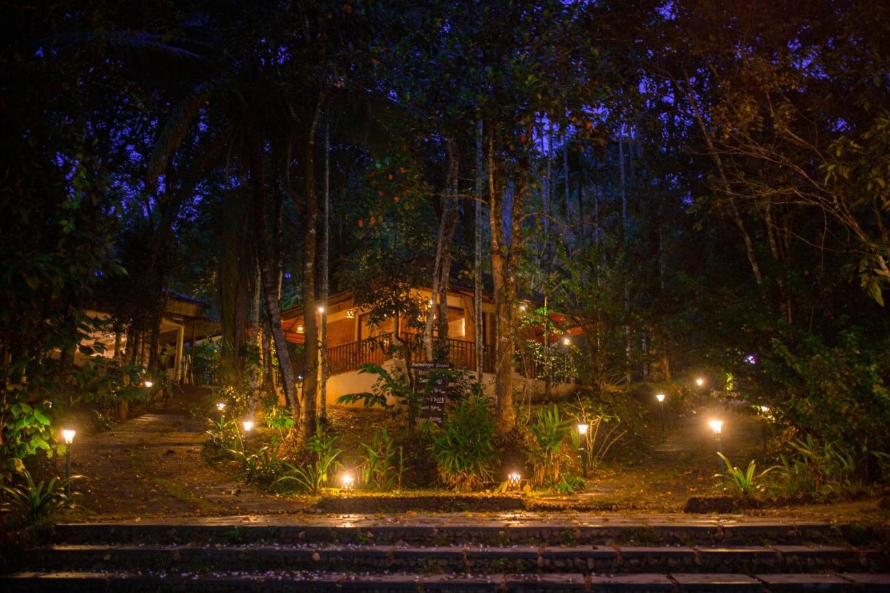 Raindrops Resorts Wayanad Sultan Bathery Bagian luar foto