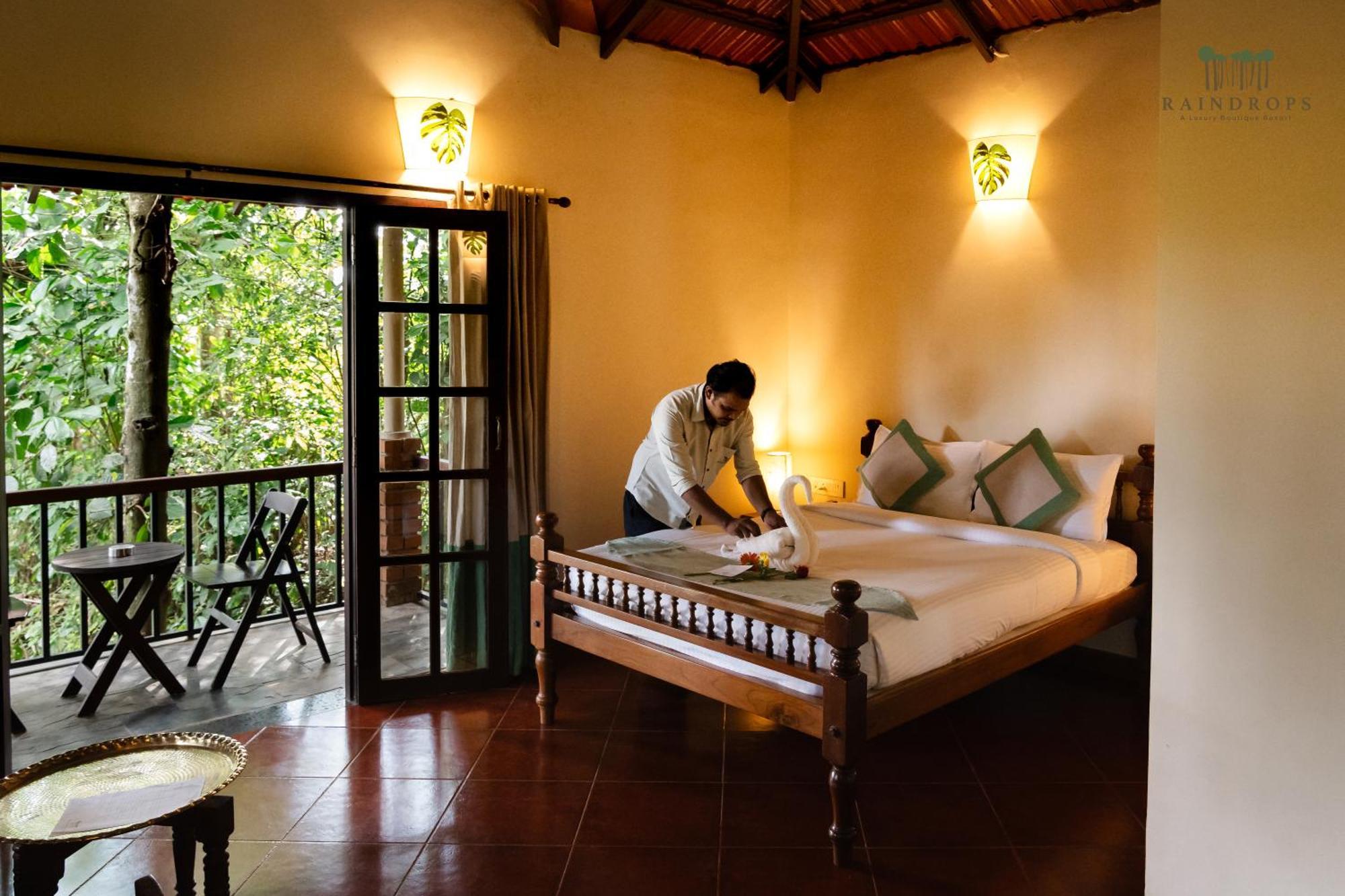 Raindrops Resorts Wayanad Sultan Bathery Bagian luar foto