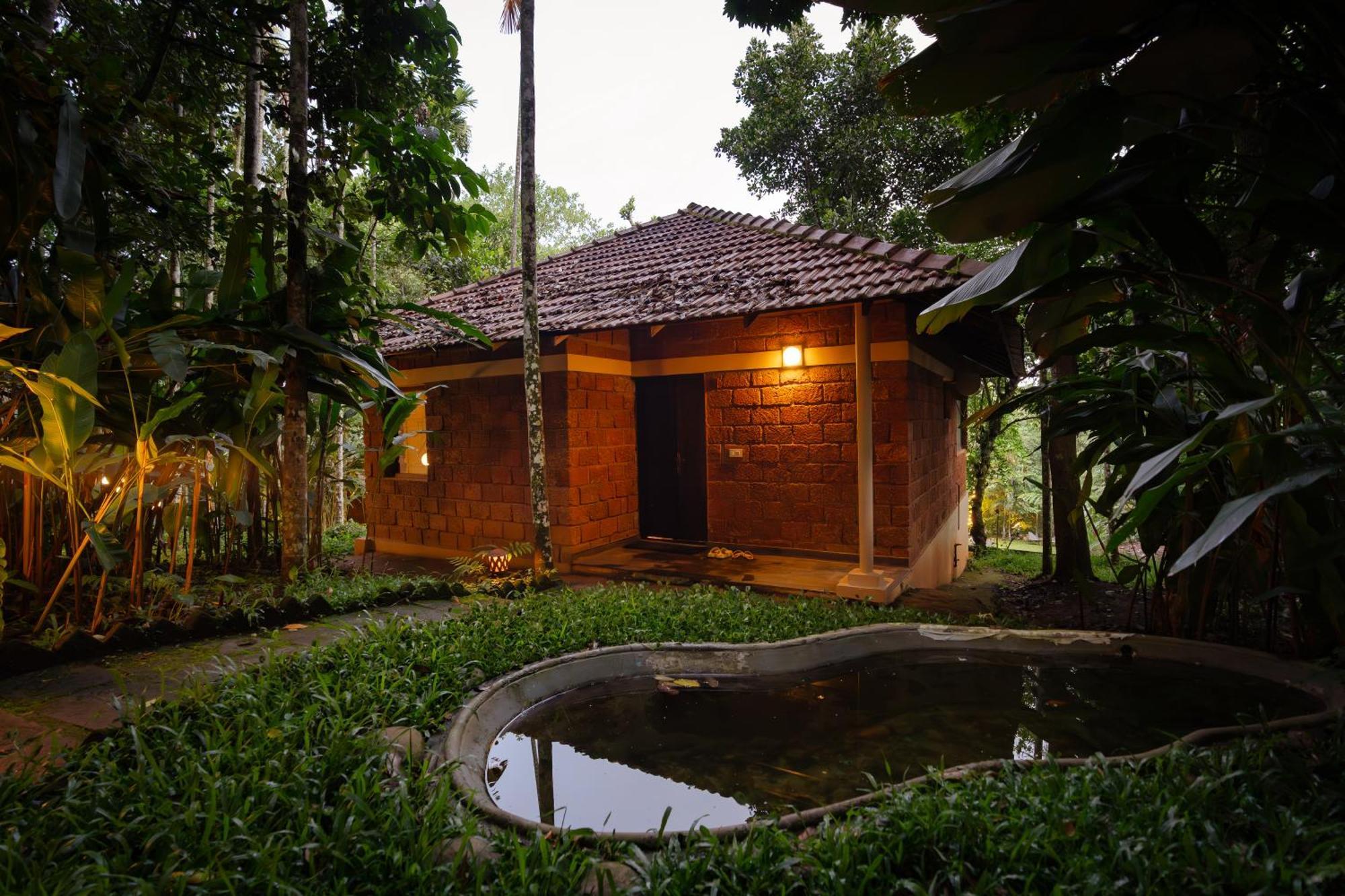 Raindrops Resorts Wayanad Sultan Bathery Bagian luar foto