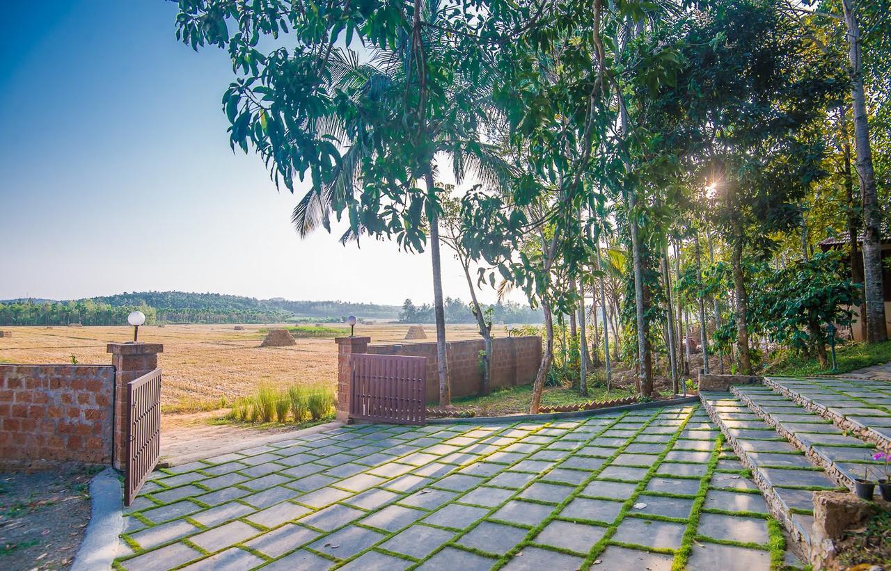 Raindrops Resorts Wayanad Sultan Bathery Bagian luar foto