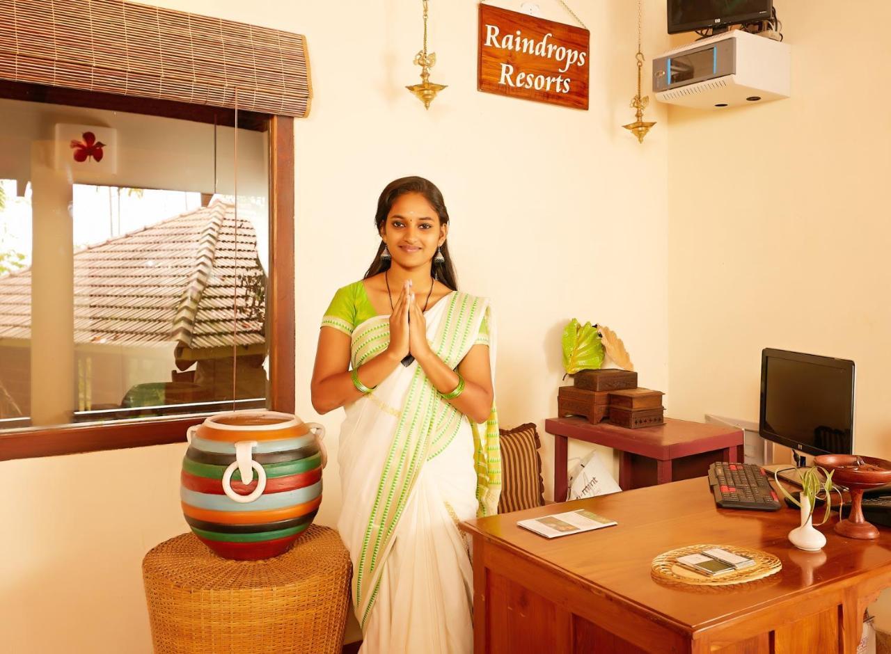 Raindrops Resorts Wayanad Sultan Bathery Bagian luar foto